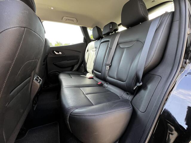 Renault KADJAR 1.3 TCe Intens | Lederen bekleding | Camera | Renault onderhouden |