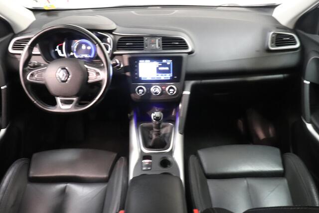 Renault KADJAR 1.3 TCe Intens | Camera | Leder | stoelverwarming | AppleCarplay AndroidAuto | Climate control | Navigatie | Trekhaak |