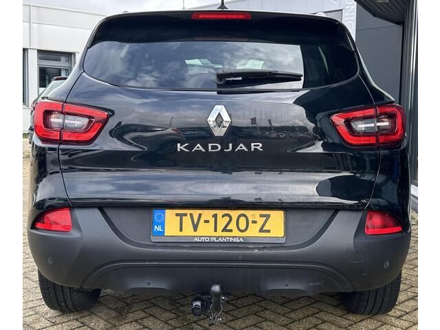 Renault KADJAR 1.2 TCe Intens 131PK | Trekhaak | 1500KG Trekgewicht | Achteruitrijcamera | Parkeersensoren Voor en Achter | Navigatie | Cruise Control | Climate Control | 2 Sleutels |