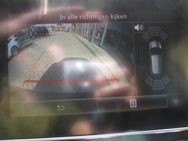 Renault KADJAR 1.3 TCe 140PK Intens | NAVI | CAMERA | 19" LM | DEALER ONDERHOUDEN | STOELVERWARMING | LED | CLIMAT CONTROL |