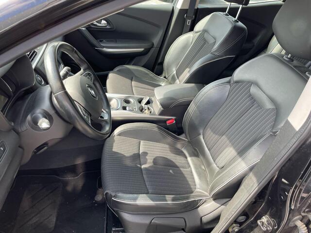Renault KADJAR TCe 130 Bose AUTOMAAT | CAMERA | NAVI | 19'' | CRUISE | CLIMATE
