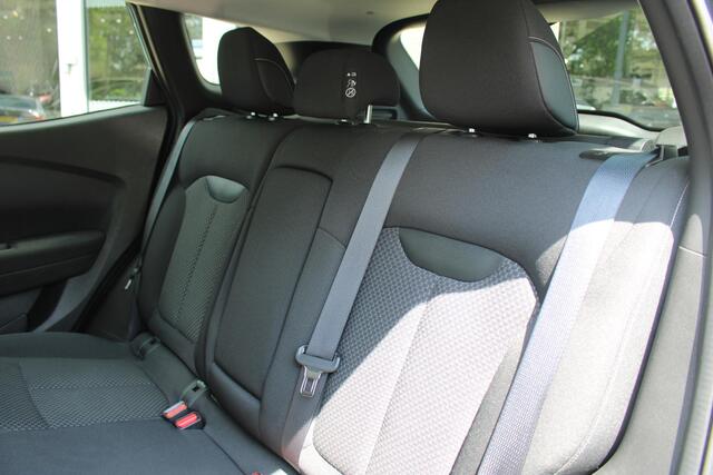 Renault KADJAR 1.3 TCe Zen | Automaat | Trekhaak | Cruise Control | Stoelverwarming |