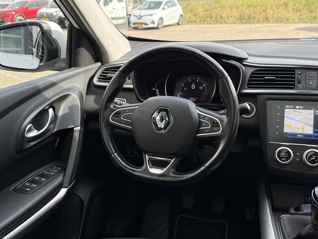 Renault KADJAR 1.3 TCe Intens | Trekhaak | Achteruitrijcamera | Panorama dak | LED | Climate Control | Key-less |