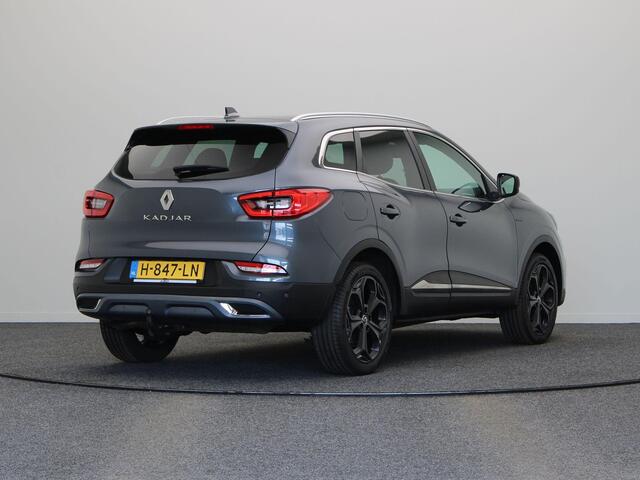 Renault KADJAR TCe 160pk Black Edition | Stoelverwarming | Trekhaak | Bose Geluidssysteem | Leder Alcantara | 19 Inch Velgen |
