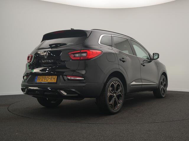 Renault KADJAR TCe 160 EDC Black Edition - RIJKLAARPRIJS - Adaptieve Cruise Control - Panoramadak - Stoelverwarming