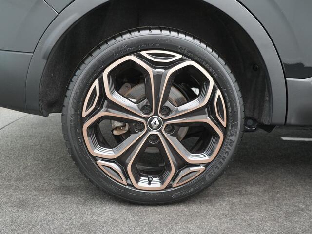 Renault KADJAR TCe 160 EDC Black Edition - RIJKLAARPRIJS - Adaptieve Cruise Control - Panoramadak - Stoelverwarming