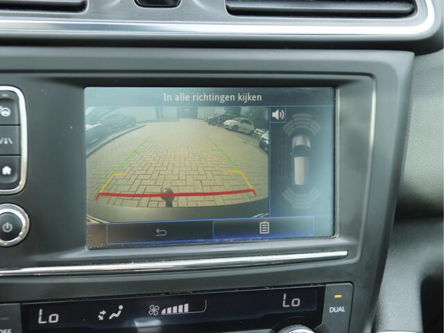 Renault KADJAR 1.2 TCe Intens EDC AUTOMAAT / PANORAMA / TREKHAAK / CAMERA / PDC
