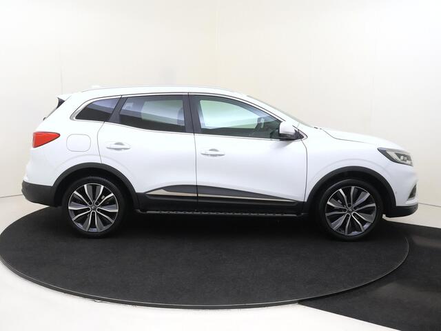 Renault KADJAR 1.3 TCe Intens | Parkeersensoren Voor + Achter | Parkeer Camera Achter | Navigatie | Cruise Control | Airco