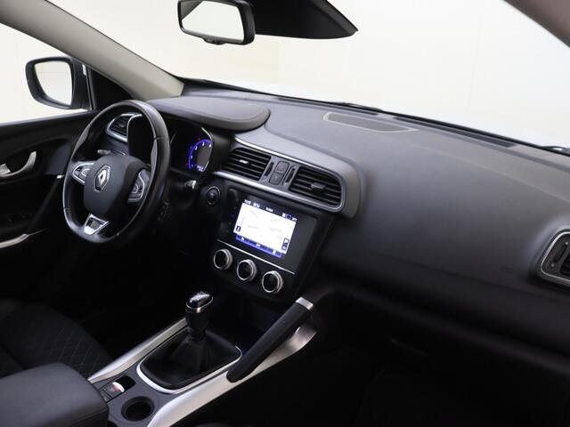 Renault KADJAR 1.3 TCe Intens | airco automatisch | Apple Carplay/Android | cruise control | lederen/stof bekleding| LED koplampen | lichtmetalen velgen 18" | navigatiesysteem full map |