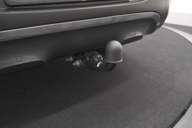 Renault KADJAR TCe 130 Intens | Trekhaak 1500kg Trekgewicht | Panoramadak | Navigatie | Parkeersensoren | Apple Carplay