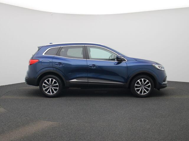 Renault KADJAR 1.3 TCe 140Pk Limited | Navigatie | Apple & Android Carplay | Parkeersensoren Voor & Achter | Achteruitrijcamera | Climate Control | Elektrische Bestuurderstoel | Panorama Dak | Lederen Bekleding |
