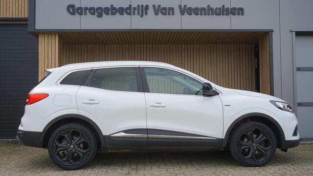Renault KADJAR 1.3 TCe 160pk Black Edition *Pearl Metallic* Pano.Dak Leder BOSE LED Keyless 19inch LM Trekhaak *NL auto* 1e Eigenaar 77479km! – foto 3