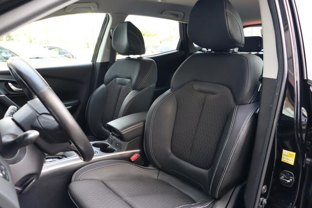 Renault KADJAR 1.3 TCe Intens Automaat | Bose | Stoelverwarming | Trekhaak | Navigatie | Climate Control – foto 8