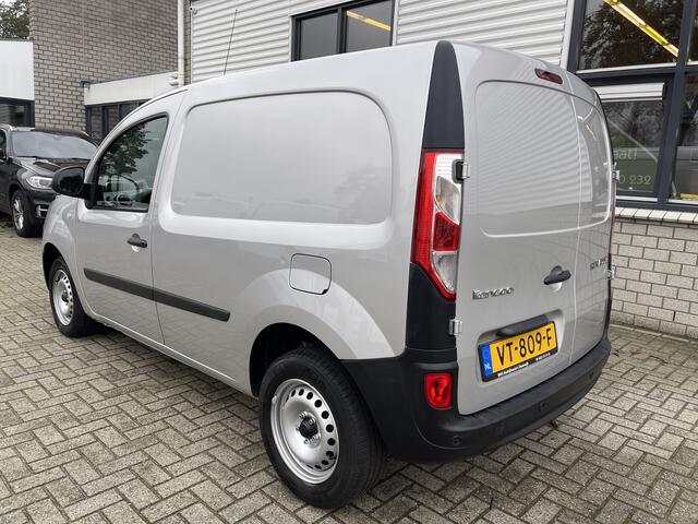 Renault KANGOO Express 1.5 dCi 75 Express Comfort S&S / rijklaar ¤ 8.950 ex btw / lease vanaf ¤ 214 / airco / cruise / navi / pdc achter / zilver metallic !