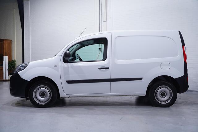 Renault KANGOO 1.5 Blue dCi 115 pk Navi, Trekhaak, Airco Laadruimte Pakket, PDC achter, NAP, 2-Zits