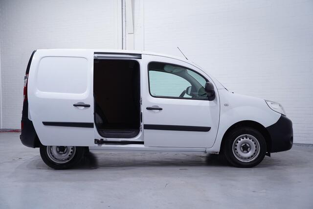 Renault KANGOO 1.5 Blue dCi 115 pk Navi, Trekhaak, Airco Laadruimte Pakket, PDC achter, NAP, 2-Zits