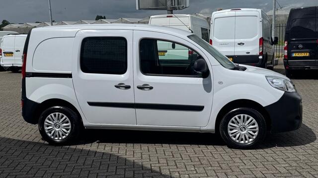Renault KANGOO 1.5 DCI 55KW 75PK EURO 6 AIRCO/ CRUISE CONTROL/ NAVIGATIE/ SCHUIFDEUR/ 100% DEALERONDERHOUDEN