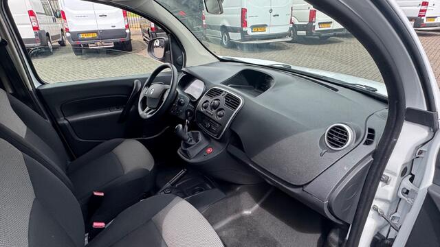 Renault KANGOO 1.5 DCI 55KW 75PK EURO 6 AIRCO/ CRUISE CONTROL/ NAVIGATIE/ SCHUIFDEUR/ 100% DEALERONDERHOUDEN
