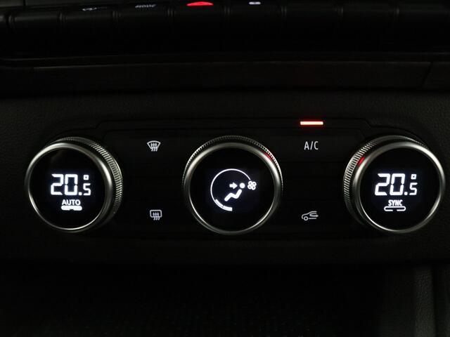 Renault KANGOO TCe 130pk Techno EDC/Automaat Camera | Adapt. Cruise | Carplay | Parkeersens. achter | Trekhaak