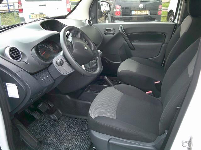 Renault KANGOO 1.5 Blue dCi 95 Comfort Maxi VOORZIEN VAN AIRCO +CRUISE+TTEKHAAK !!
