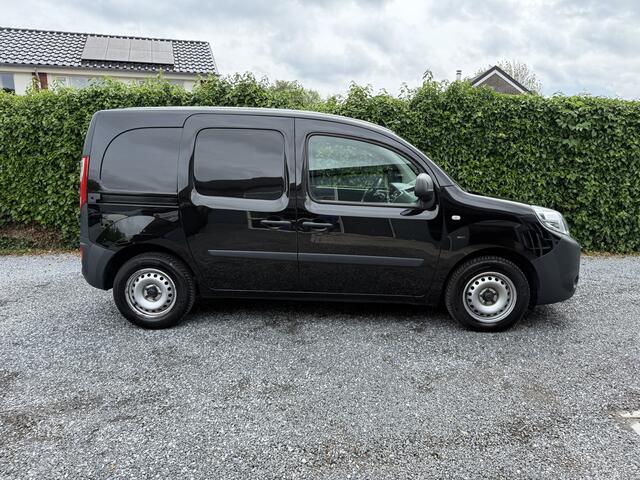 Renault KANGOO 1.5 Blue dCi 95 Comfort | Navi | Airco | Cruise Control | PDC | Dealer onderhouden! | APK tot 07-02-2026!