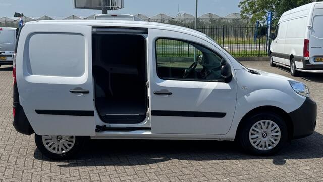 Renault KANGOO 1.5 DCI 70KW 95PK EURO 6 AIRCO/ CRUISE CONTROL/ PARKEERSENSOREN/ 100% DEALERONDERHOUDEN