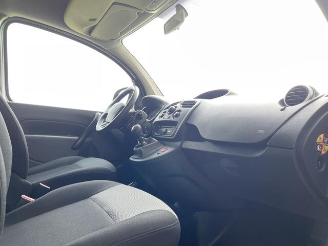Renault KANGOO 1.5 dCi 95pk E6 R-link BPM Vrij! Lease ¤168 p/m, Airco, Navi, PDC, Inrichting, onderhoudshistorie aanwezig