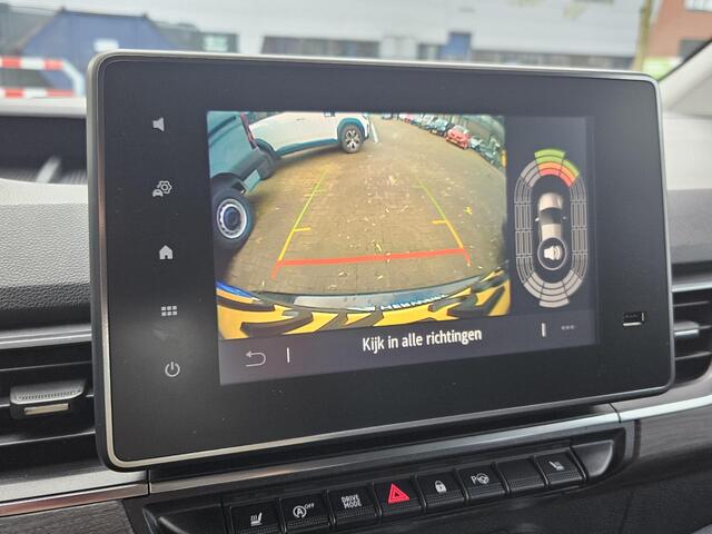 Renault KANGOO 1.3 130PK Techno EDC Automaat 5-Persoons / Trekhaak Afneembaar 1500KG / Adaptief Cruise Control / Stoelverwarming / Achteruitrijcamera / Apple Carplay & Android Auto / Navigatie / Parkeersensoren Rondom / 17" Lichtmetalen Velgen / Privacy Glass / Climate