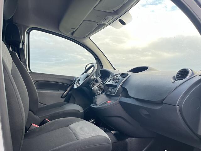 Renault KANGOO 1.5 dCi E6 R-Link BPM Vrij! Lease ¤171 p/m, Airco, Navi , PDC, Trekhaak, Volledig onderhoudshistorie aanwezig