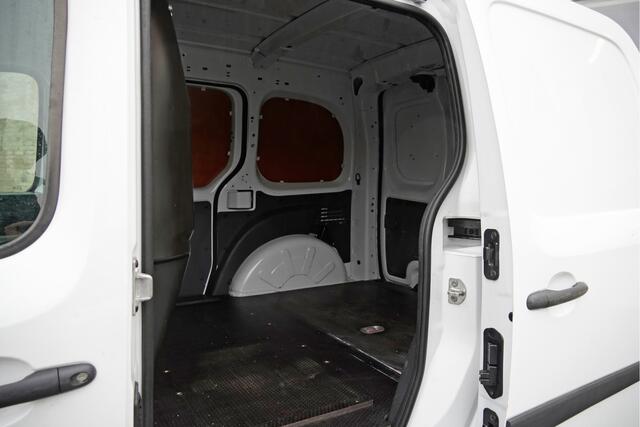 Renault KANGOO 1.5 dCi 75 Energy Comfort BJ2019 Parkeersensoren | Mistlampen | Audio installatie | Bluetooth | Airco | Cruise control | Getint glas | Tussenschot | Achterdeuren | Zijdeur Link/Rechts