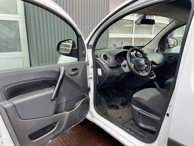 Renault KANGOO 1.5 Blue dCi Airco Cruise control Bluetooth telefoon voorbereiding 2-persoons Parkeersensoren achter Camera 1e eigenaar Euro 6