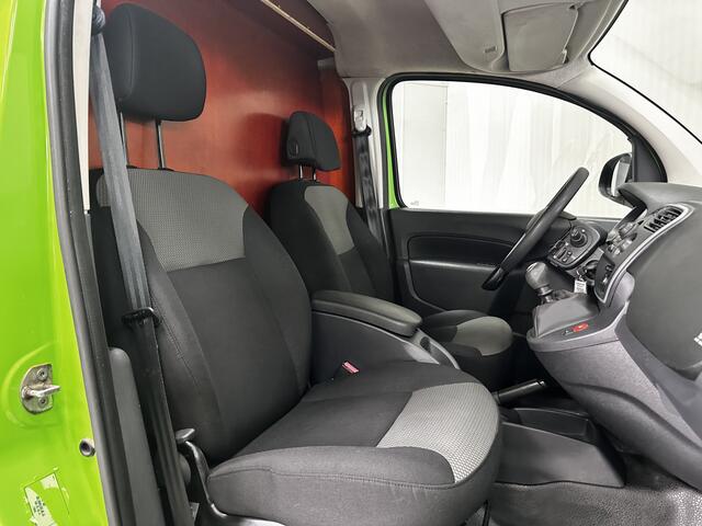 Renault KANGOO 1.5 Blue dCi 95 Comfort/ D-Riem verv: 151.000 KM!/ Zij-Schuifdeur Rechts/ Android Auto/ DAB+/ Navi/ Airco/ Cruise/ Elek. pakket/ Bluetooth/ Armsteun/ Multi. Stuur/ PDC.
