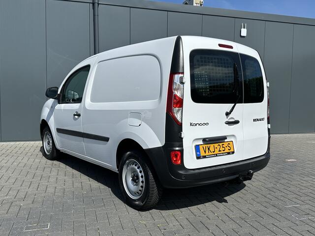 Renault KANGOO 1.5 dCi E6 / L1H1 / 1e EIGENAAR / TREKHAAK / NAVI / CRUISE / AIRCO / ACHTERDEUREN MET RUIT