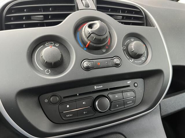 Renault KANGOO Maxi 1.5 Blue dCi 95pk R-link Lease ¤240 p/m, Airco, Navi, PDC, Trekhaak, Volledig onderhoudshistorie aanwezig