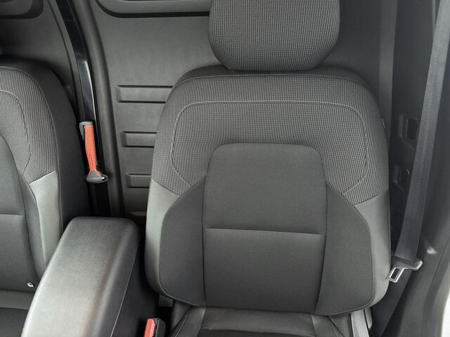 Renault KANGOO E-Tech Advance L2 44 kWh 122Pk | Navigatie | Apple & Android Carplay | Parkeersensoren Voor & Achter | Achteruitrijcamera | Climate Control | Verwarmbare Voorstoelen | Cruise Control & Snelheidsbegrenzer |