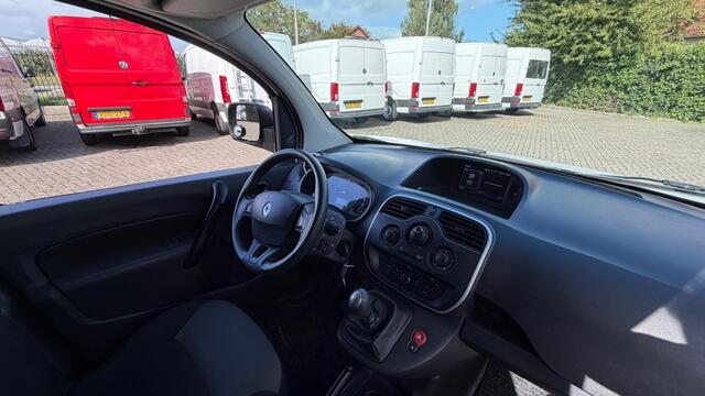 Renault KANGOO 1.5 DCI 70KW 95PK MAXI L2H1 EURO 6 IMPERIAAL/ AIRCO/ NAVIGATIE/ PARKEERSENSOREN/ 100% DEALERONDERHOUDEN