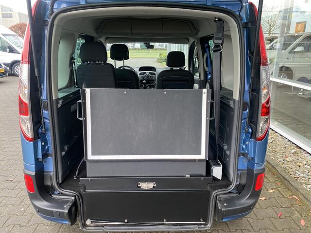 Renault KANGOO FAMILY 3+1 Rolstoelauto 1.2 TCe Limited Start&Stop (Zeer nette en ruime 3+1 Rolstoelauto met lage km.stand!)
