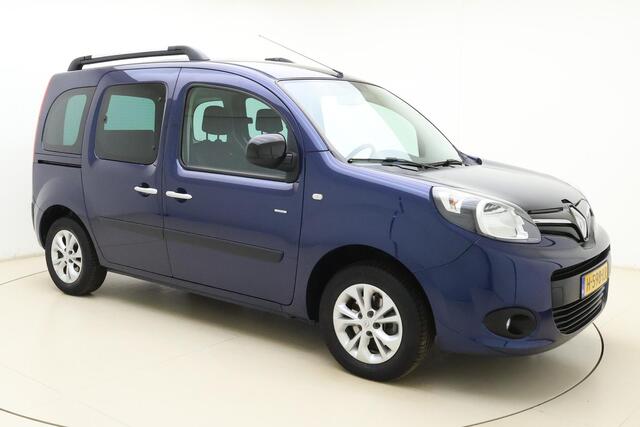 Renault KANGOO FAMILY Rolstoelbus | Rolstoellift | Airco | Verlaagde vloer achterin | Oprijplaat of elektrische rolstoellift | 3-punts rolstoelgordelsysteem | Elektrische spanbanden | Extra lange veiligheidsgordels | Antislip-oprijplaat | Rolstoelplaats achter bestuurder/passa