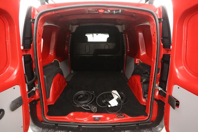 Renault KANGOO Z.E. 33 kWh | Koop Accu | SOH 87% | Airco | Imperiaal | Trekhaak | Schuifdeur