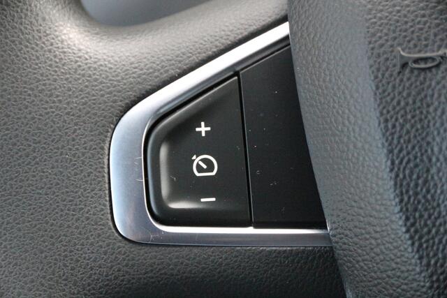 Renault MASTER 2.3 DCI 180 | Aut. | L2H2 | 2.5t trekgewicht | Navi | Clima..