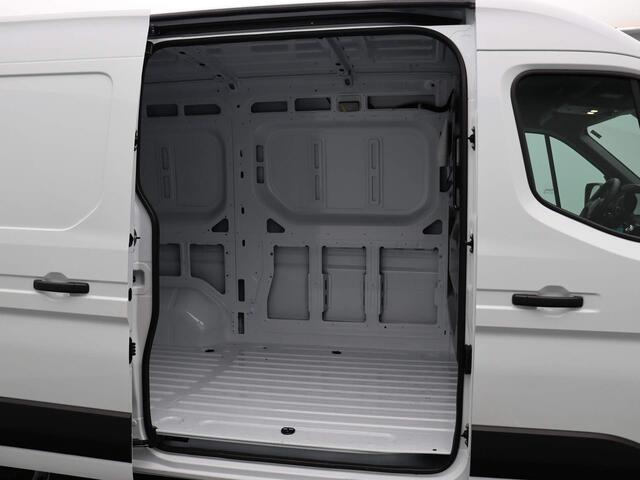 Renault MASTER T35 2.0 dCi 150pk L2H2 Advance | Laadruimtebetimmering | Trekhaak | Achteruitrijcamera | Parkeersensoren voor/achter |
