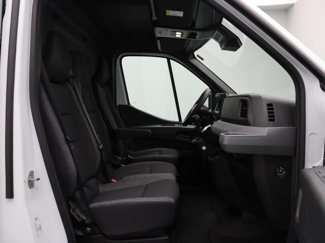 Renault MASTER T35 2.0 dCi 130pk L2H2 Advance | Laadruimtebetimmering | Trekhaak | Stoelverwarming |