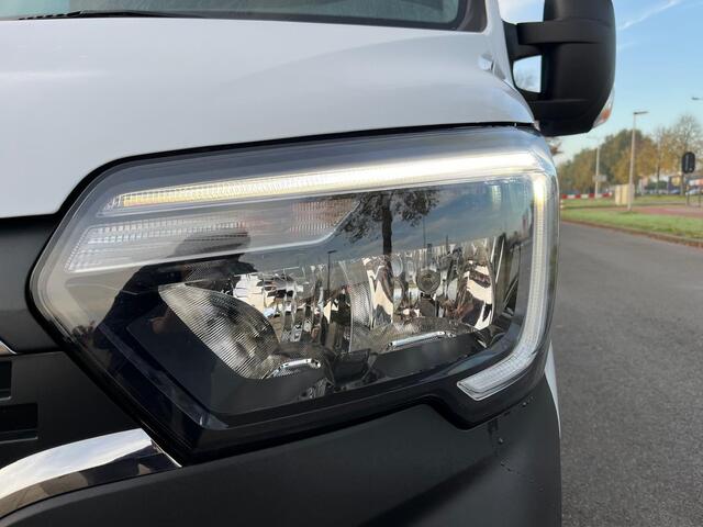 Renault MASTER T35 2.3 dCi 135 L2H2 Work Edition AIRCO | CRUISE | NAVI | CAMERA | V+A PDC | TREKHAAK |