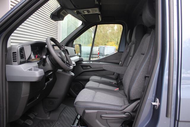 Renault MASTER T35 2.0 dCi 170pk L2H2 Extra - 2x Schuifdeur - Navigatie - Blind Spot - Camera - Stoelverwarming - Verwarmde voorruit - Rijklaar