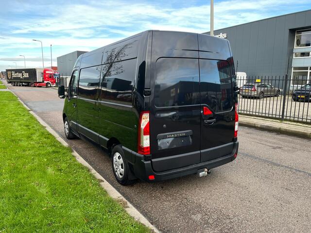 Renault MASTER Renault 130.33 L2H2 2.3dci