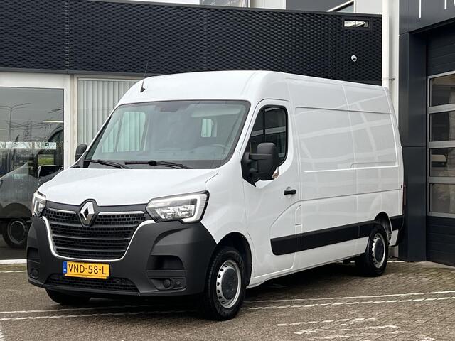 Renault MASTER T33 2.3 dCi 135 L2H2 Comfort | Trekhaak | Navigatie | DAB | Parkeersensoren | Airco |