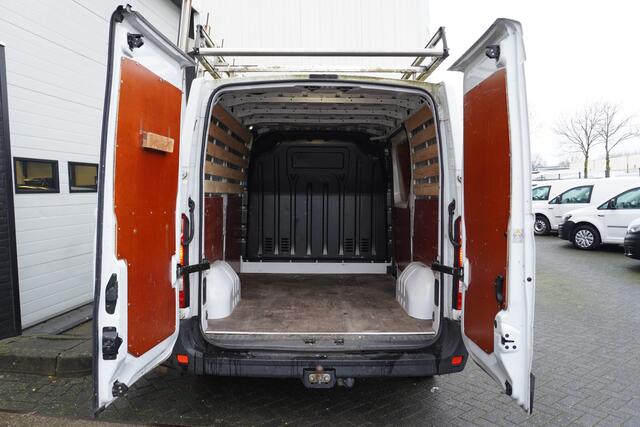 Renault MASTER 2.3 dCi 136PK L2H2 Glasresteel EURO 6 - Airco - Cruise - Trekhaak - ¤ 17.900,- Excl.