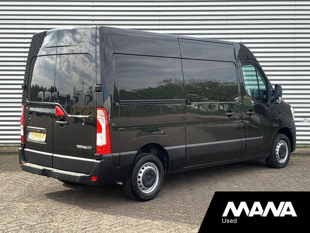Renault MASTER T35 2.3 dCi 135 L2H2 Airco Cruise Sensoren LED 12V Navigatie Bijrijdersbank Bluetooth NAP