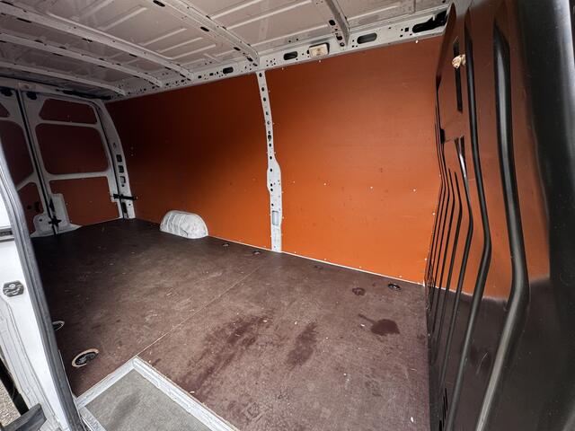 Renault MASTER T35 2.3 dCi 130 L4H2 EL Airco, Navi, Camera, Bluetooth, 3 zitplaatsen