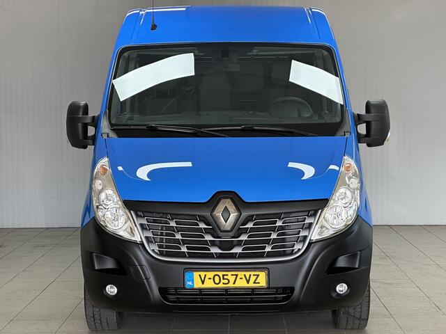 Renault MASTER T35 2.3 dCi L2H3 Energy/ Zij-Schuifdeur rechts/ Side-Bars/ Trekhaak/ 3-Zitplaatsen voor/ Navi/ Airco/ Cruise/ Elek. pakket/ Bluetooth/ Armsteun/ Multi. Stuur/ Mistl./ PDC.
